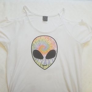 👽10/$20 Cold shoulder tie dye alien tee